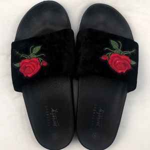 velvet rose slides